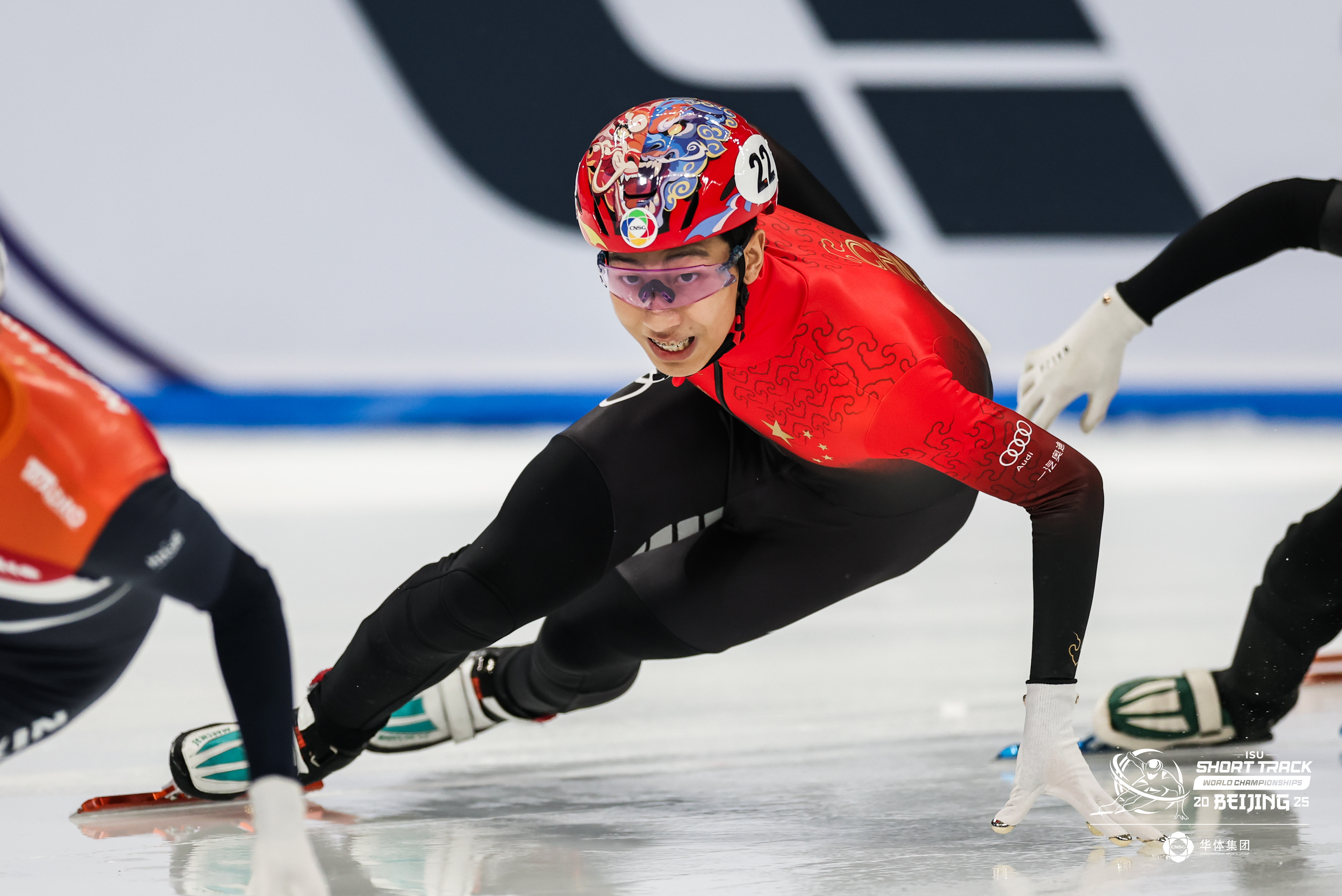 半决赛被冰刀划伤送医缝针，刘少昂能否继续出