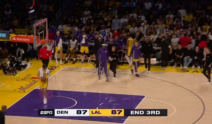 掘金湖人三节战平第四节上演惊天逆转