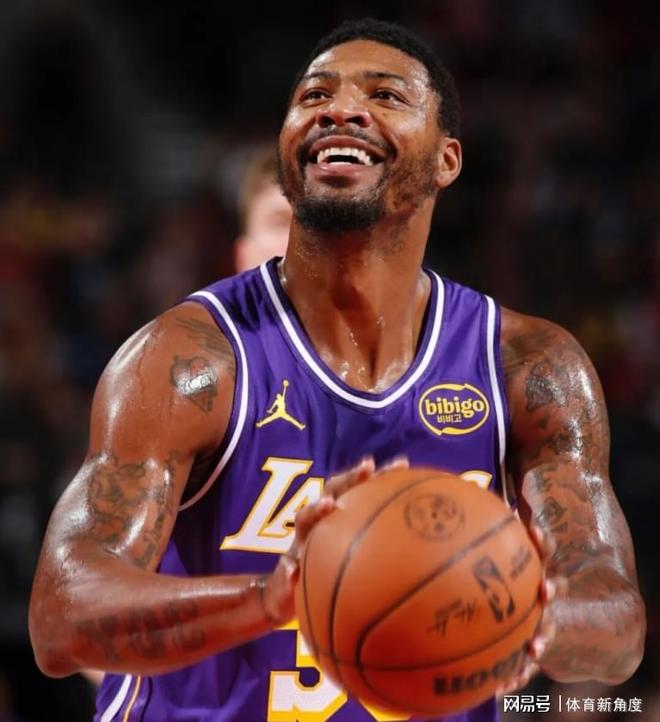 斯玛特单场5抢断5三分创湖人队史纪录