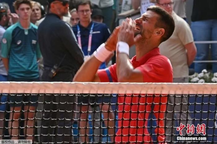 被指讽刺德约科维奇过气的澳洲主播被要求道歉